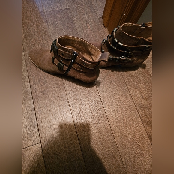 Booties Cowboy Style- Aldo Size 39 - Picture 3 of 6